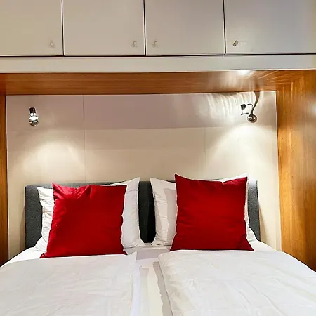 Attika - 85m2, Holz, Ausblick, Mit Garage - Me17-a דירה פונטרסינה