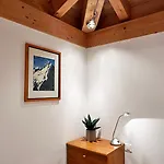 Me17-a - Attika - 85m2, Holz, Ausblick, Mit Garage Apartamento Pontresina