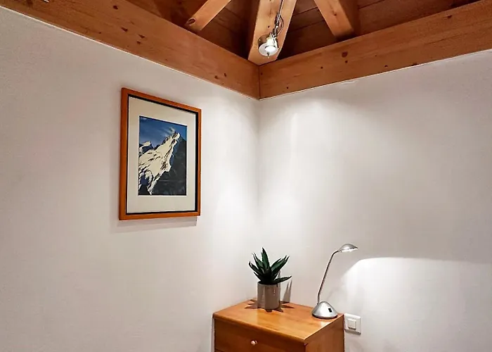 Attika - 85m2, Holz, Ausblick, Mit Garage - Me17-a Apartment Pontresina