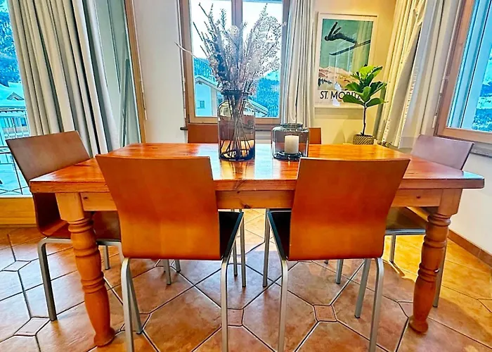 Attika - 85m2, Holz, Ausblick, Mit Garage - Me17-a * Pontresina